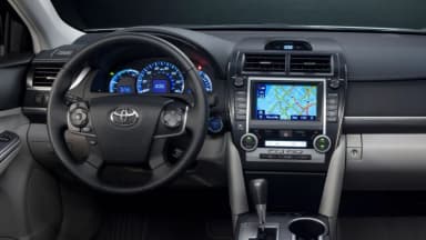 Toyota retira 500,000 vehículos debido a fallas en pantallas que ocultarían avisos de seguridad