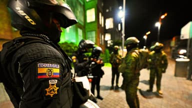 Ecuador ordena prisión preventiva para una mujer vinculada al traslado de 469 kilos de droga