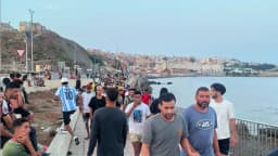Partidos de izquierda e islamistas en Marruecos critican a gobierno por Ceuta