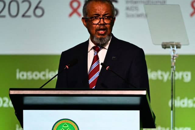 El director general de la Organización Mundial de la Salud (OMS), Tedros Adhanom Ghebreyesus, pronuncia un discurso durante la ceremonia de apertura de la 26.ª Conferencia Internacional sobre el SIDA en Río de Janeiro, Brasil, el 27 de julio de 2026. (Pablo PORCIUNCULA / AFP vía Getty Images)