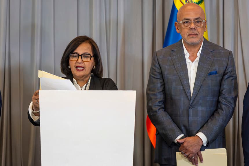 Delcy Rodríguez destaca el avance inicial del diálogo entre el chavismo y la oposición