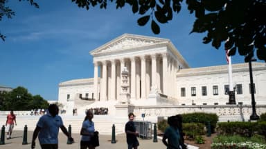 Trump pide a la Corte Suprema desbloquear su orden de integridad electoral