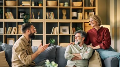 Cuando la ideología divide a las familias, ¿se pueden reparar los lazos rotos?