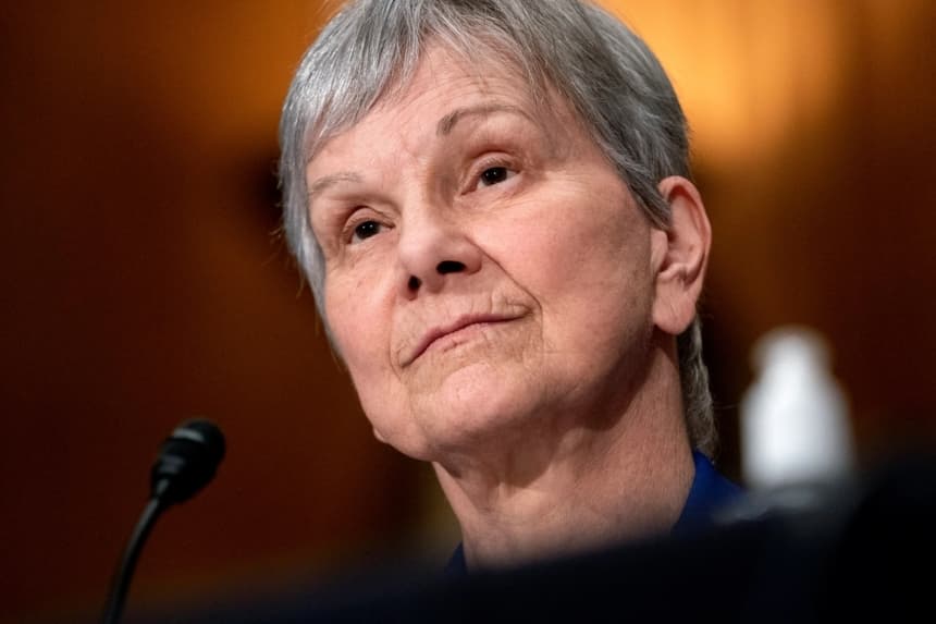 La Dra. Janet Woodcock, entonces comisionada interina de la Administración de Alimentos y Medicamentos (FDA), en Washington el 20 de julio de 2021. (Stefani Reynolds/AFP vía Getty Images)