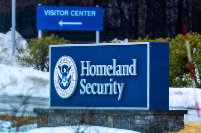 Las oficinas del Departamento de Seguridad Nacional en Washington el 15 de febrero de 2026. (Ken Cedeno/Reuters).