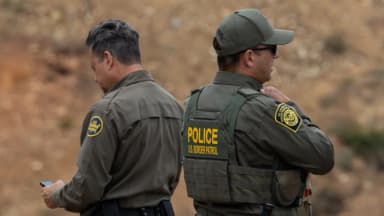Condado de San Diego cancela contratos de entrenamiento de armas con agentes de inmigración
