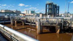 Hackers usan IA para atacar sistemas de agua vulnerables: Alerta el Gobierno de EE. UU.