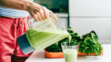 La sorprendente conexión entre la salud intestinal y las manchas de la edad