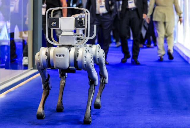 Fundador de Unitree se basó en investigación de robots financiada por EE. UU.