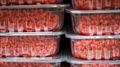 Trump flexibilizará las cuotas de importación de carne molida de res durante 90 días