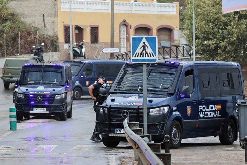 Policía española confirma que mafias trafican con migrantes llegados a Ceuta