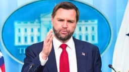 Vance dice que Carney intentó mostrarse "más duro" que Trump en las negociaciones comerciales