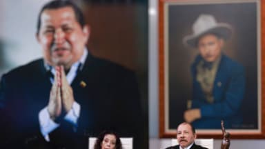 Exiliados nicaragüenses piden a Trump actuar contra Ortega como lo hizo con Maduro