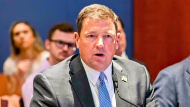 Trump anuncia que Ed Martin, del Departamento de Justicia, abandona la administración