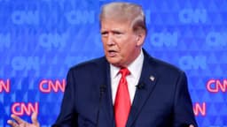 Trump pide a la Corte Suprema reabrir demanda por difamación contra CNN