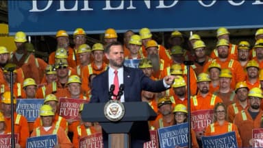Vance visita su ciudad natal en Ohio para celebrar inversión de USD mil millones en planta siderúrgica