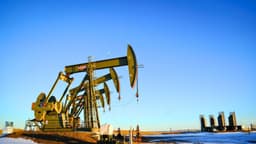 Los precios del petróleo caen ante la perspectiva de nuevas sanciones de EE. UU. contra Irán