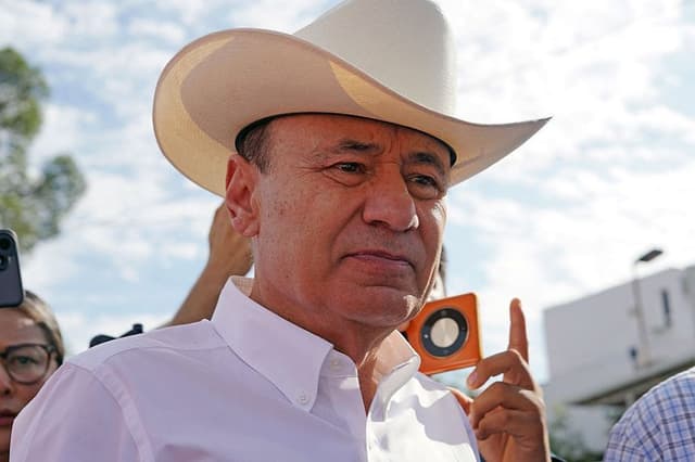 El secretario de Seguridad y Protección Ciudadana de México, Omar García Harfuch, interviene durante la conferencia de prensa diaria de la presidenta de México, Claudia Sheinbaum, en el Palacio Nacional de la Ciudad de México, el 14 de julio de 2026. (Alfredo ESTRELLA / AFP vía Getty Images)