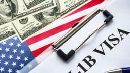 DHS propone tarifa de más de USD 100,000 para visas H-1B