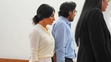 Pareja de California se enfrenta a una madre sustituta en una corte de Texas por la custodia