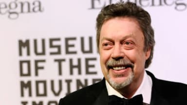 Muere a los 80 años Tim Curry, emblemático actor de “IT” y “Mi pobre angelito”