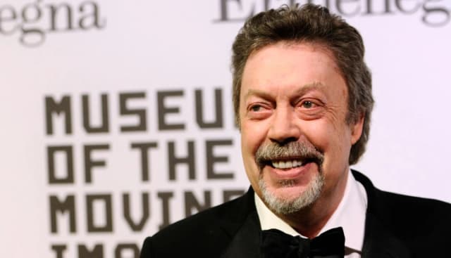 Muere a los 80 años Tim Curry, emblemático actor de “IT” y “Mi pobre angelito”