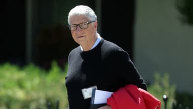 Bill Gates pide gravar la IA y los robots para proteger empleos