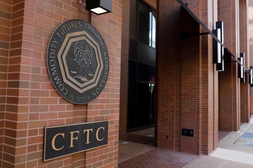 Se ve un letrero afuera de la Comisión de Negociación de Futuros de Productos Básicos (CFTC) de EE. UU. en Washington el 30 de agosto de 2020. (Andrew Kelly/Reuters)