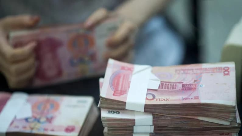 Gobiernos locales de China intensifican la recaudación de impuestos y los controles sociales tras problemas de liquidez