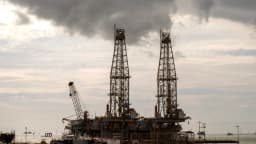 Venezuela debe convertir su enorme riqueza petrolera en prosperidad, afirma Delcy Rodríguez