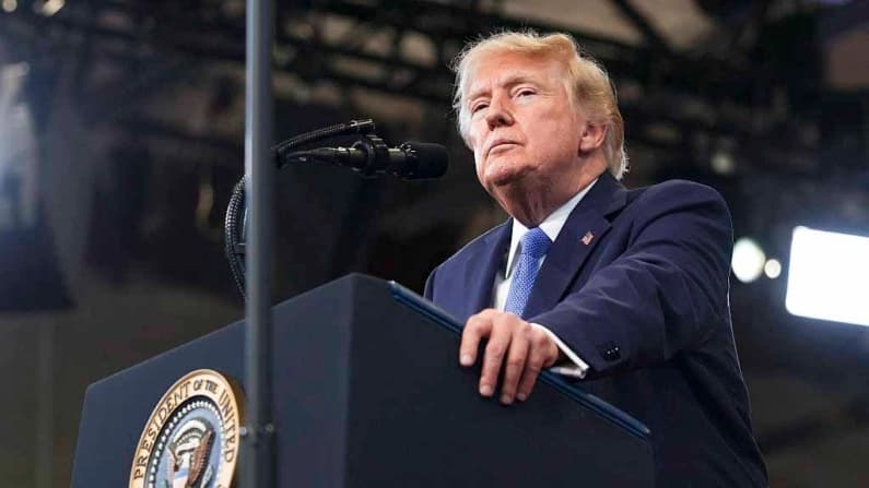 Trump dice que EE. UU. responderá fuertemente a Irán tras ataques contra bases en Jordania