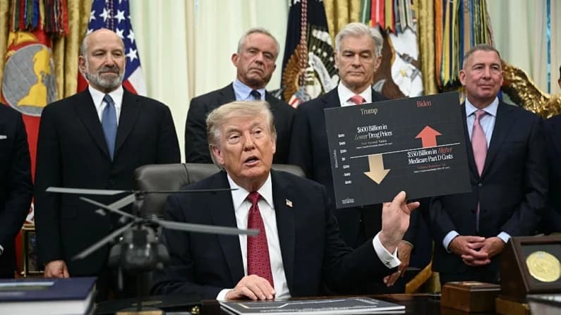 Trump anuncia nuevos acuerdos de precios de medicamentos con 9 farmacéuticas