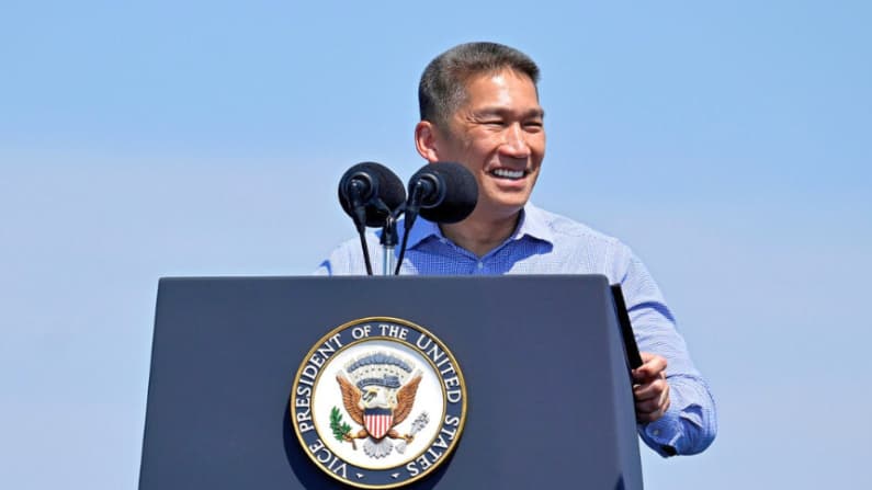 Trump nombrará a Hung Cao como secretario de la Marina