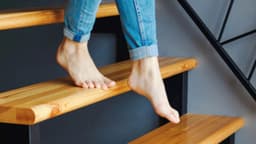 Subir escaleras reduce el riesgo de muerte por enfermedades cardíacas en casi un 40 por ciento: estudio