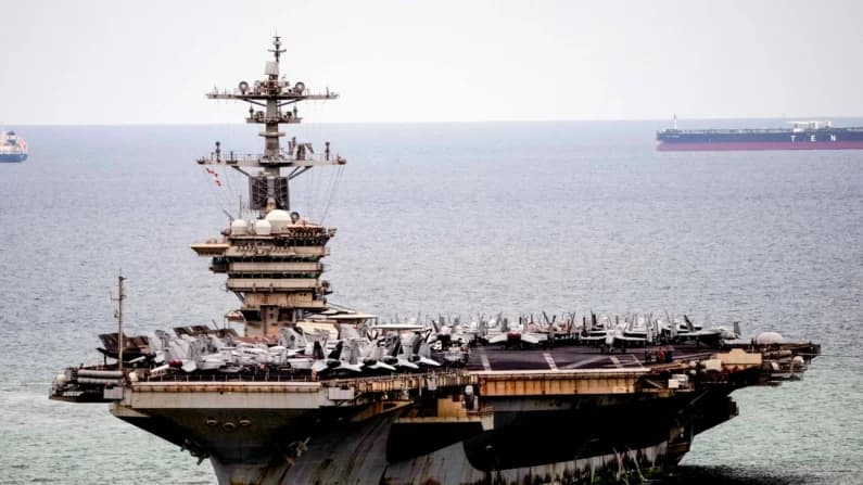 El USS Abraham Lincoln llega a Tailandia tras 286 días en el mar