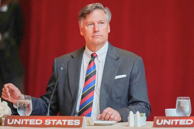 El subsecretario de Estado de EE. UU., Christopher Landau, asiste a un almuerzo de trabajo en la Cumbre "Shield of the Americas", celebrada en el Trump National Doral de Miami el 7 de marzo de 2026. Rebecca (Blackwell/Reuters).