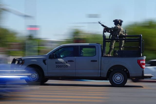Miembros del Ejército, la Armada y la Guardia Nacional de México, el 25 de agosto de 2026. (Juan Antonio HERNÁNDEZ AVALOS/ AFP vía Getty Images)