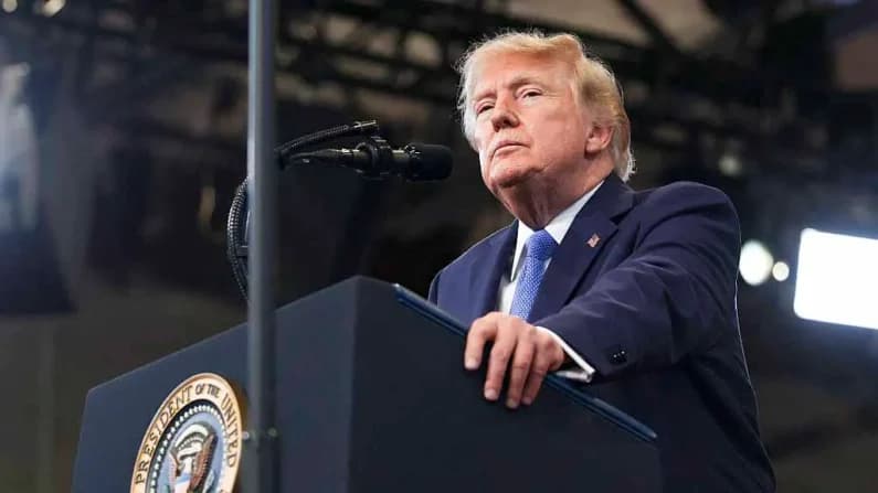 Trump concede clemencia a 30 personas, según responsable de indultos de la Casa Blanca