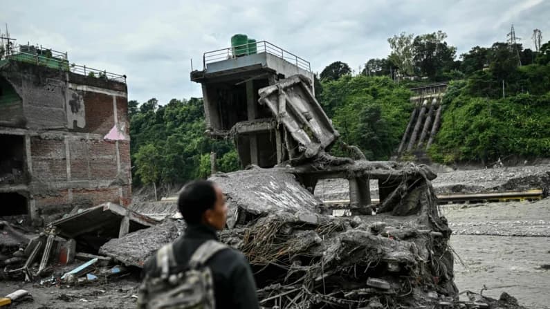 75 estadounidenses siguen desaparecidos tras inundaciones en Nepal y Tíbet