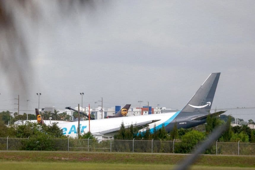 Un vuelo de carga de Amazon Prime Air se salió de la pista en el Aeropuerto Internacional de Miami, Florida, el 6 de septiembre de 2026. (Reuters)