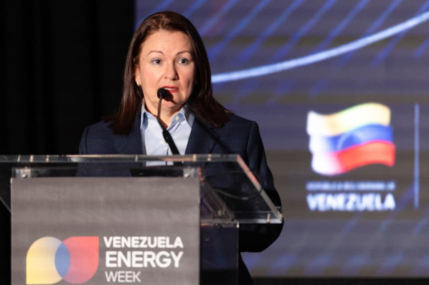 Venezuela mantiene "el control y la propiedad" del petróleo tras acuerdo con EE. UU. afirma ministra venezolana
