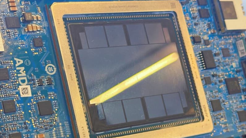 Restricciones de chips de EE. UU. podrían llevar a China a buscar potencia de IA en el extranjero