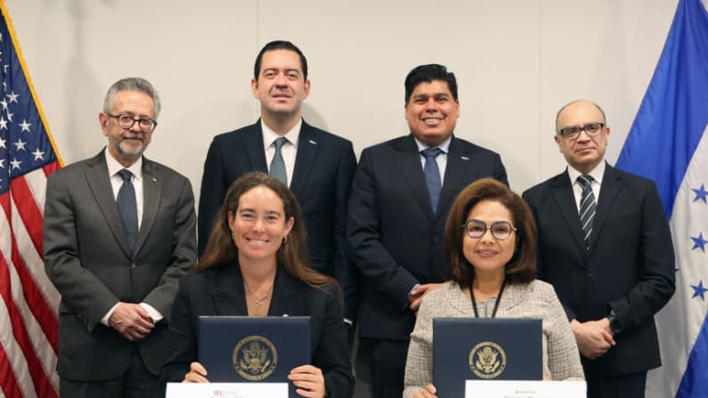 EE. UU. prestará 10 millones de dólares para empresas en Honduras