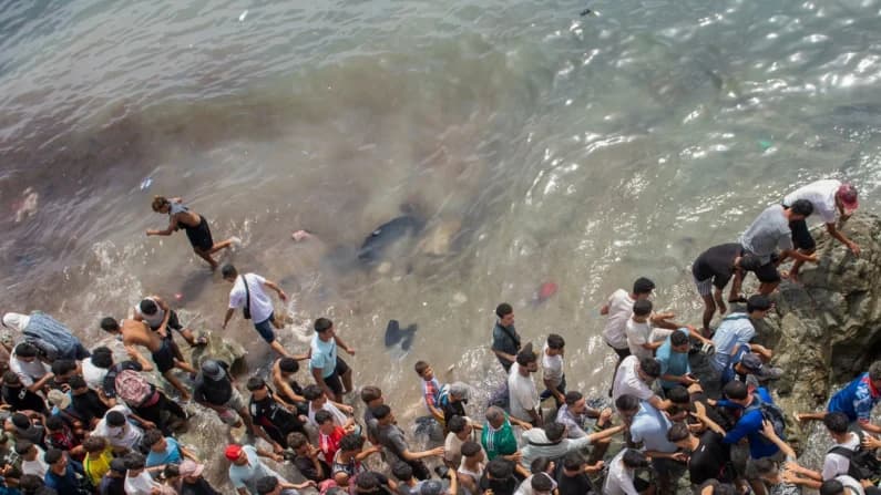 Servicios de inteligencia españoles alertaron sobre el plan de Ceuta antes de llegada de migrantes