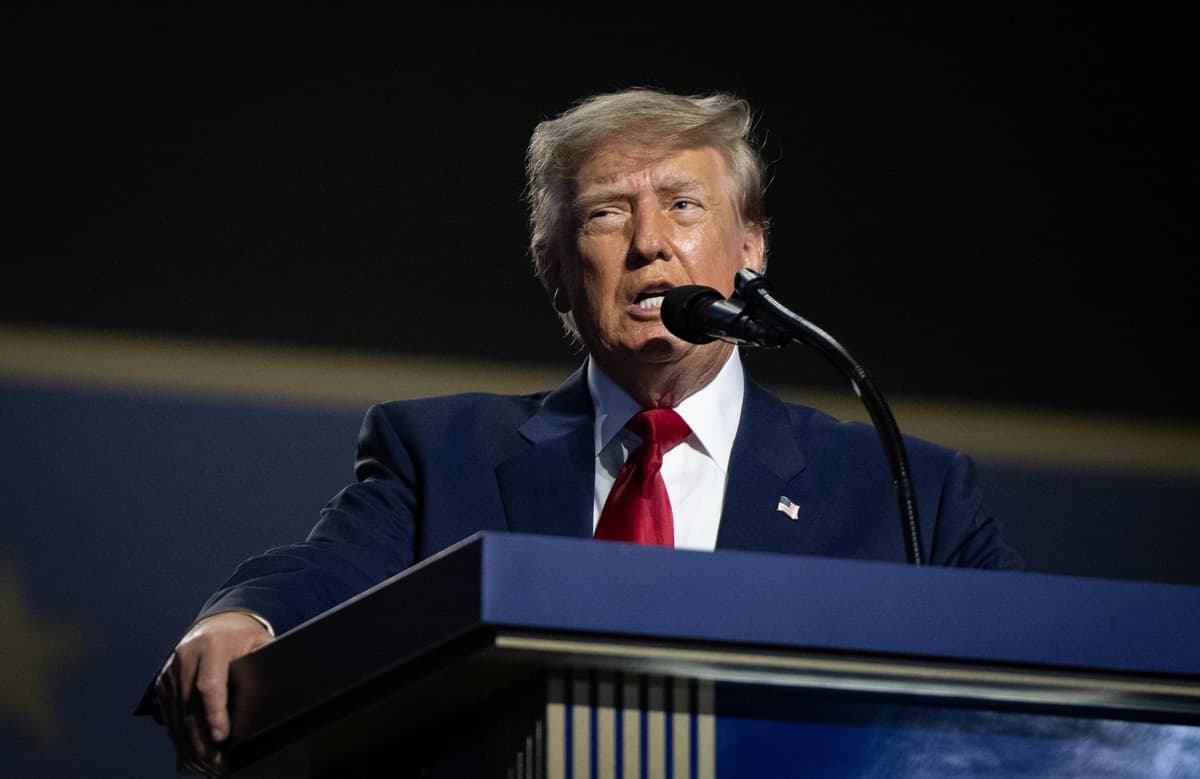 El presidente de Estados Unidos, Donald Trump, pronuncia un discurso en el segundo día de la Convención Nacional Republicana (RNC) de mitad de mandato de 2026 en Dallas, el 10 de septiembre de 2026. (John Fredricks/The Epoch Times)