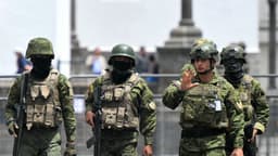 Armada de Ecuador localiza a 10 tripulantes de embarcación hundida por EE. UU.