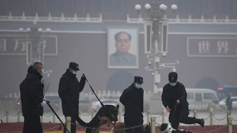 La sombra de Mao se cierne sobre China 50 años después