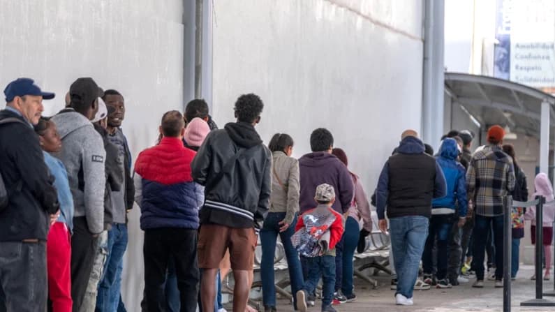 El DHS advierte a abogados de inmigración por solicitudes de asilos "sin fundamento"