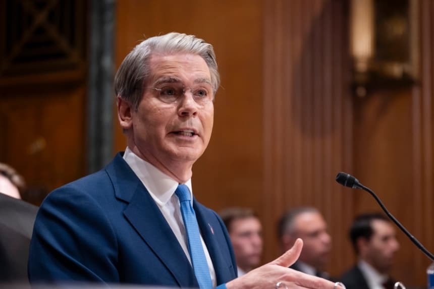 El secretario del Tesoro, Scott Bessent, rinde testimonio ante la Comisión de Asignaciones del Senado en Washington el 3 de junio de 2026. (Madalina Kilroy/The Epoch Times)