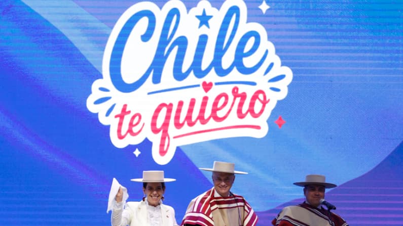 Chile registra tres muertes y 52 detenciones durante el comienzo de sus fiestas patrias